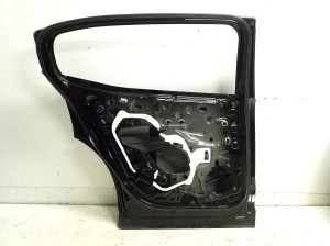 Peugeot 408 crossover I (2021–2026) Rear side doors 98 476 010 80 - 2