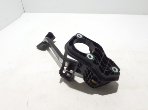 Mercedes Benz GLS 167 (2019–2026) Piduripedaal A1672901000 - 4