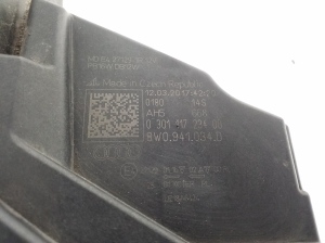 AUDI A4 B9 (2015–2026) Esituli 8W0941034D - 7
