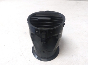 Dashboard air vent grilles - 2K0819703B
