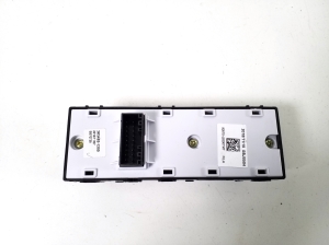 Hyundai Kona (2017–2023) Front door glass switch 93570J9200 - 3