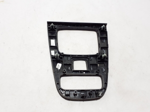 Mercedes Benz GLS 167 (2019–2026) Sonstiges Teil der Mittelkonsole A1676805602 - 3