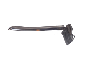Rear quarter window outer molding - A1716700238