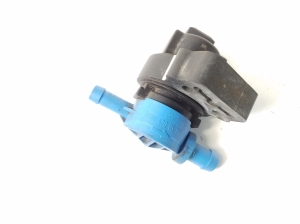 Mercedes Benz SLK-Class 171 (2004–2011) Sonstiges Ventil A0004708593 - 2