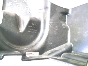Volkswagen Passat B8 (2014–2023) Muu mootori osa 5Q0614321C - 4