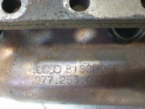 AUDI A8 D2 (1994–2002) Auspuffkrümmer 077253033E - 3