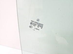 Mercedes Benz SLK-Class 171 (2004–2011) Priekšējo durvju stikls A1717250200 - 2