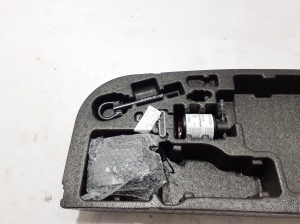 RENAULT 5- I (2024–2026) Trunk tool tray and its parts 849758529R - 3