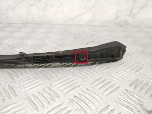 BMW 2 SERIES F45 (2014–2026) Windshield pillar outer molding 7301035 - 2