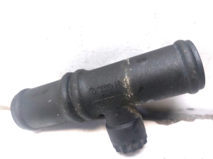 AUDI A8 D2 (1994–2002) Pipe 4D0819159 - 3