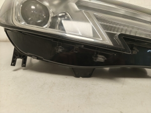 AUDI A4 B9 (2015–2026) Phare avant 8W0941044A - 11