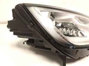 AUDI A4 B9 (2015–2026) Phare avant 8W0941044A - 9