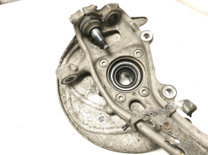 AUDI A4 B9 (2015–2026) Front wheel hub 8W0407241F - 4