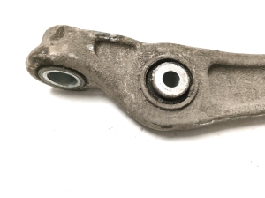 AUDI A4 B9 (2015–2026) Eesmine õõtshoob 8W0407155A - 4