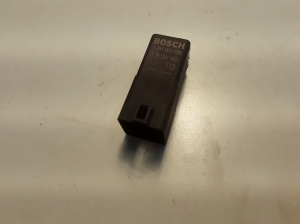 Honda CR-V (2012–2016) Glow plug relay 0281003056 - 3