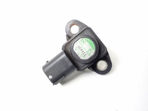 Mercedes Benz E-Class W212 (2009–2015) Ansaugluftdrucksensor A0051535028 - 3