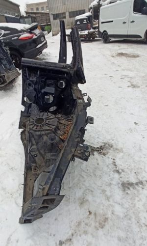 Mercedes Benz GLS 167 (2019–2026) Eesmine tugijalg A1676207901 - 2