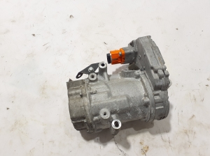 RENAULT 5- I (2024–2026) A/C compressor 926004842R - 4