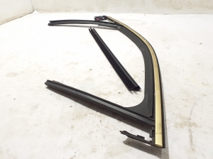 RENAULT 5- I (2024–2026) Front door rubber seal 803313603R - 3