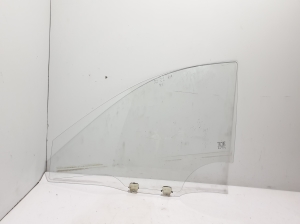 Front door glass - 10233931