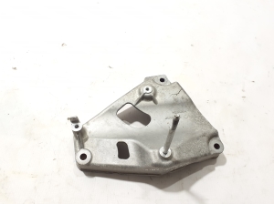 A/C compressor bracket - 926140410R