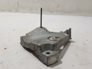 RENAULT 5- I (2024–2026) A/C compressor bracket 926140410R - 3
