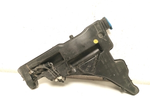 AUDI A4 B9 (2015–2026) Réservoir lave-glace avant 8W0955451J