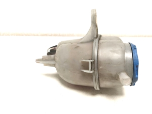 AUDI A4 B9 (2015–2026) Réservoir de liquide de refroidissement 8W0121405E - 4