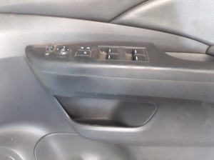 Honda CR-V (2012–2016) Priekšējo durvju apdare un tās detaļas 83501SWAA11ZF - 5