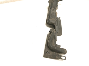 AUDI A4 B9 (2015–2026) Kapotialune kate 8W0821169 - 2