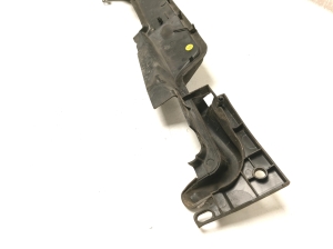 AUDI A4 B9 (2015–2026) Kapotialune kate 8W0821169 - 6