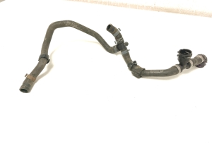 Durite de radiateur de refroidissement - 8W0121087D