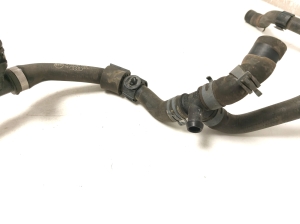 AUDI A4 B9 (2015–2026) Jahutusradiaatori voolik 8W0121087D - 2