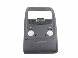 Plafonnier avant - 8T0947135B