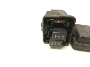 AUDI A4 B9 (2015–2026) Relee 8W0937124A - 5