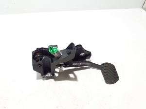 Brake pedal - 180207059R