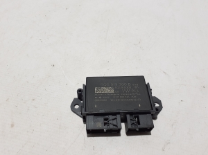   Parking system control unit  - 5QS919300B 