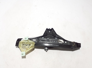   Rear side door window regulator  - 827200841R 