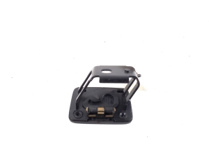 AUDI A4 B8 (2007–2016) Other bracket 8K9861736 - 2