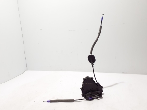   Rear side door lock  - 825022803R 