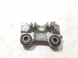 Engine bracket - 112123727R