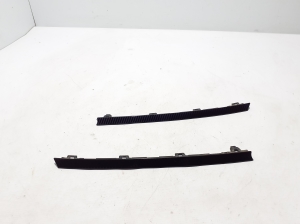   Other part of front grille  - 620804495R 