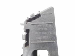 Rear bumper bracket - 86651R2000