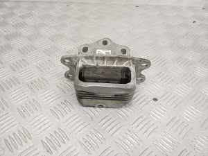   Gearbox mount  - 6853445 