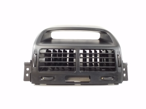Suzuki Grand Vitara II (2005–2015) Dashboard air vent grilles 7382165j0 - 6