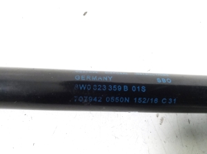 AUDI A4 B9 (2015–2026) Béquille/vérin de capot 8W0823359B - 2