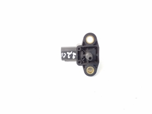 Mercedes Benz E-Class W212 (2009–2015) Ansaugluftdrucksensor A0061539728 - 3