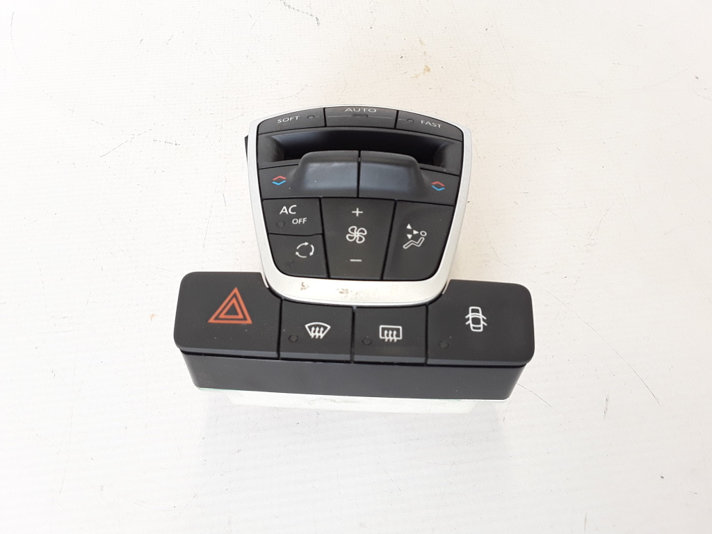 RENAULT Laguna 3 generation (2007-2015) Unitate de control al climei 275100002R 21090151