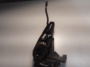 Rear side door lock - EM2AR26412CB