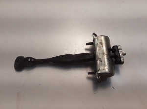 Rear side door opening limiter - EM2BR27200AC
